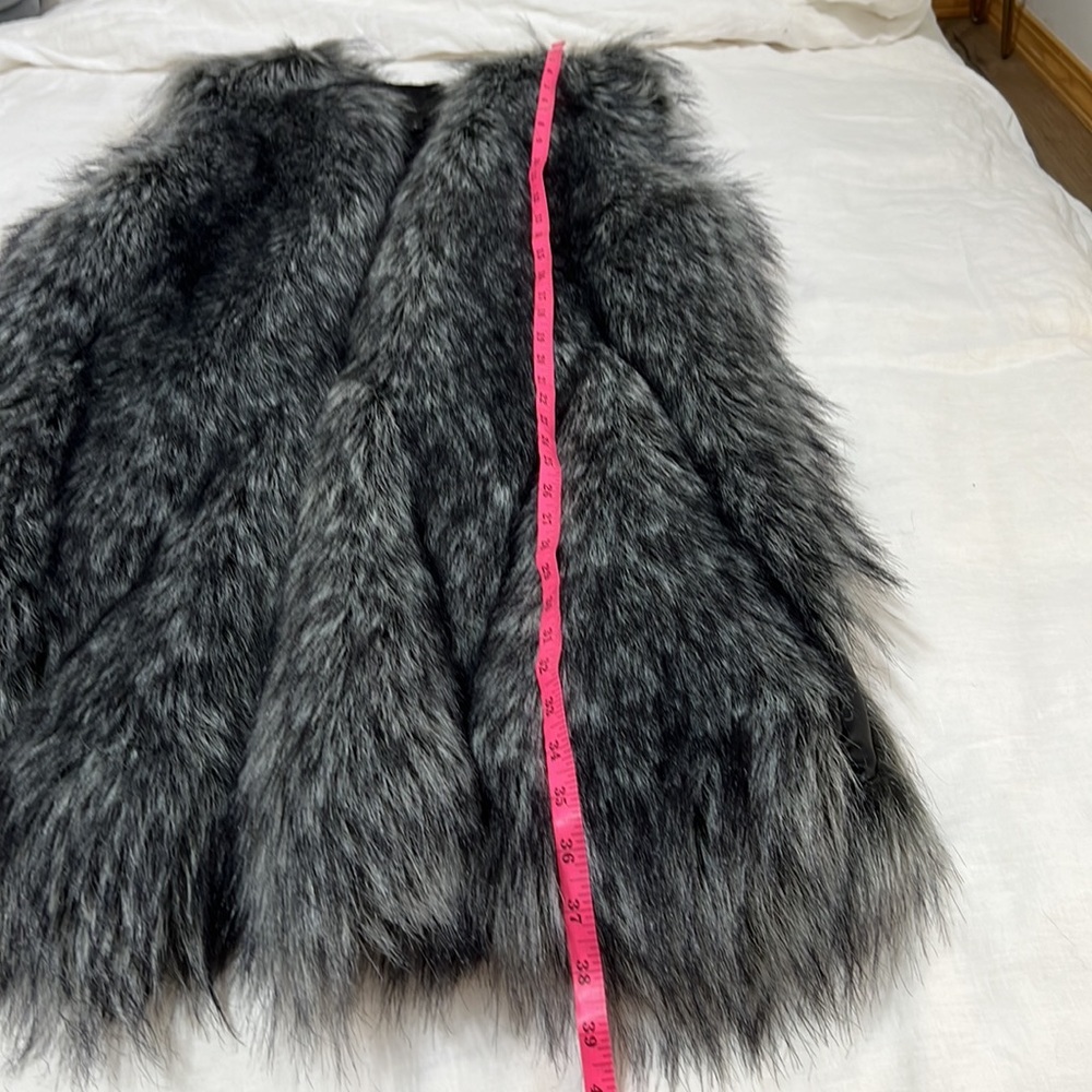 BCBGMaxAzria Mackenzie Faux Fur Vest - Picture 9 of 10